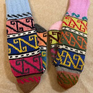 HAND KNITTED SOCKS Christmas Gift For Loved Ones Warm Soft Hand-Made Super Cool